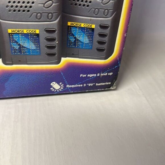 Radio Shack Base Station With 2 Hand Held Walkie Talkies 60-3067 Kids Toy - Picture 3 of 8